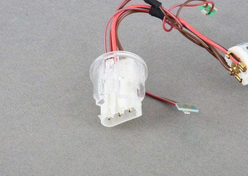 Гнездо прикуривателя со светодиодом