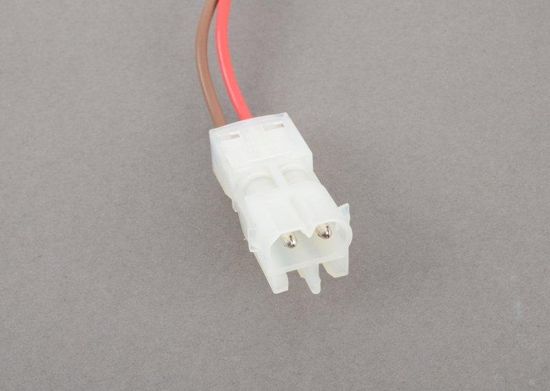 Гнездо прикуривателя с проводом