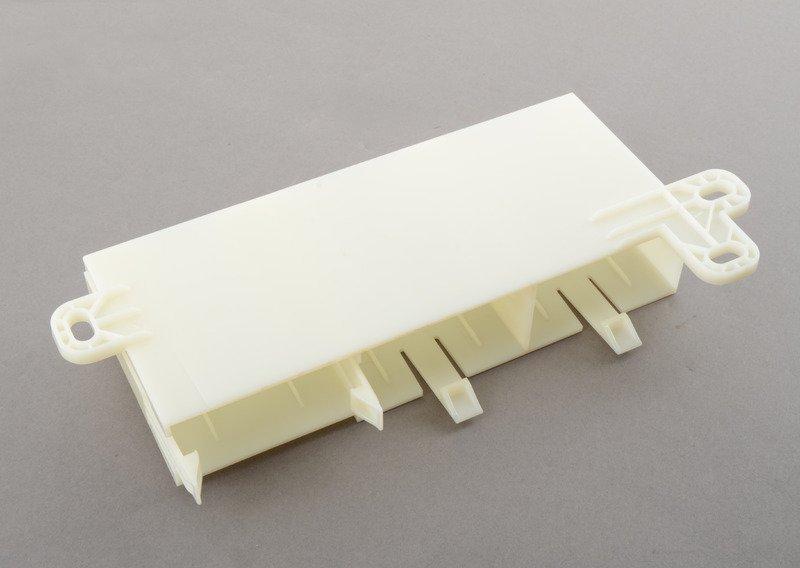 Держатель блоков в багажном отделении