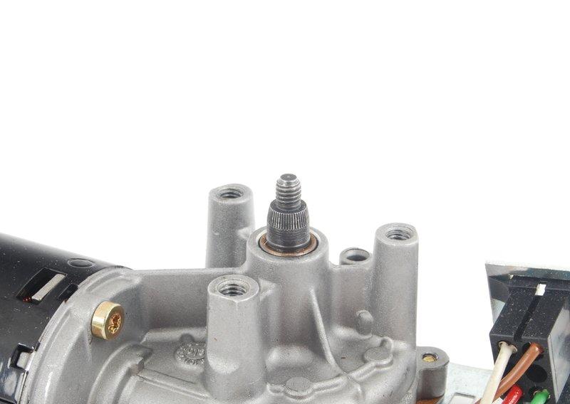 Электродвигатель стеклоочистителя