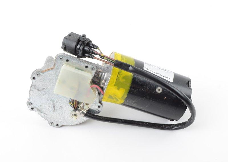 Электродвигатель стеклоочистителя