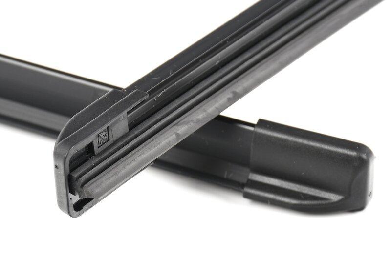 U25 Комплект передних щеток стеклоочистителя