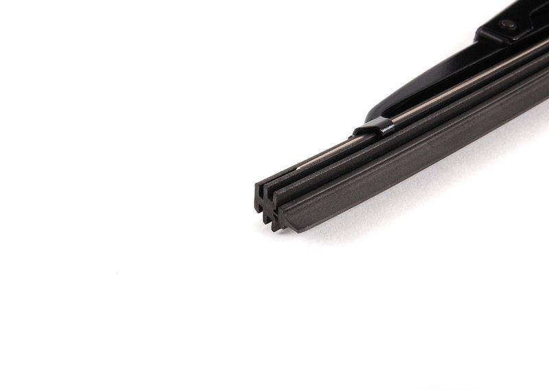 Щетка стеклоочистителя сторона водителя