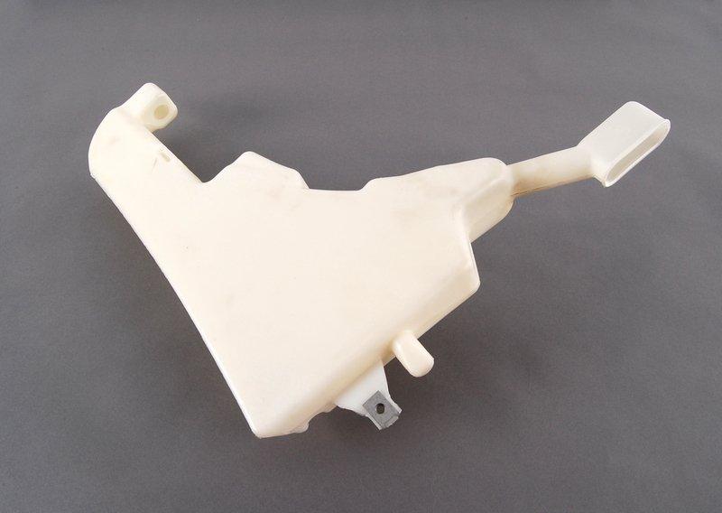 Бачок системы омывателей фар