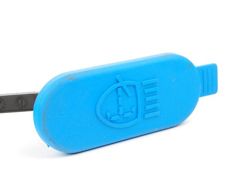 Крышка бачка системы омывателей фар