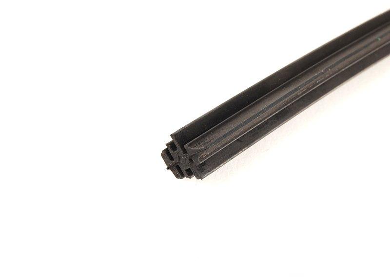 Резиновый элемент щетки стелоочистителя