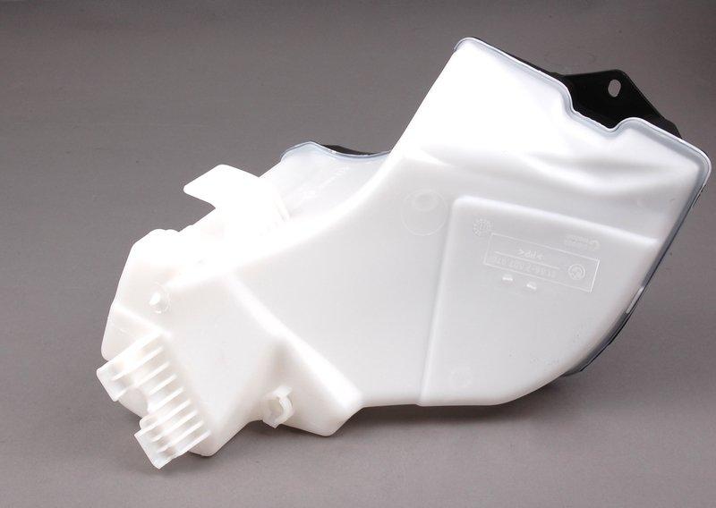 Бачок стеклоомывателя