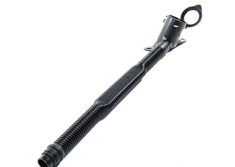 Наливной канал бачка стеклоомывателя