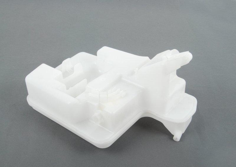 Бачок стеклоомывателя