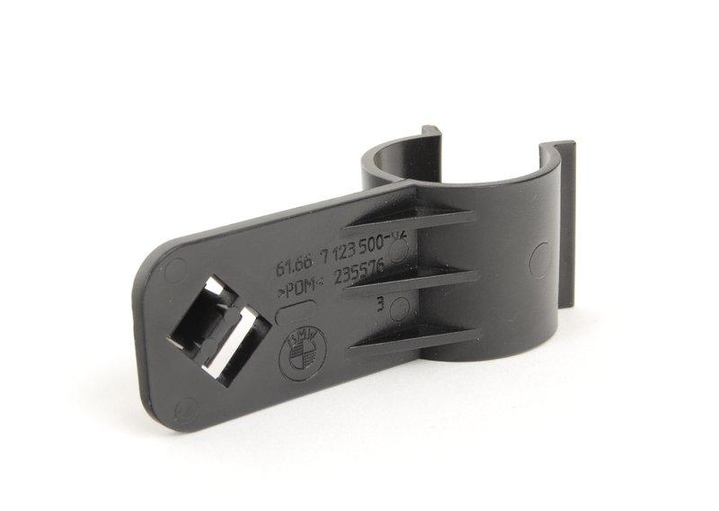 Кронштейн шлангопровода