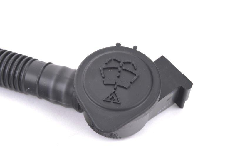 F25/F26  Наливной канал бачка стеклоомывателя