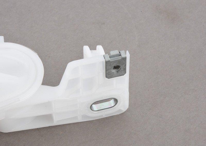 F20/F30 бачок стеклоомывателя