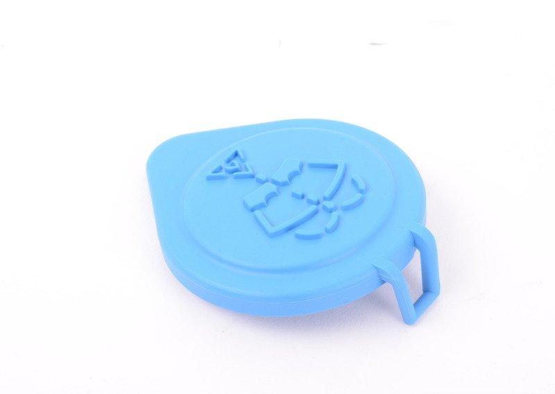 Крышка бачка стеклоомывателя