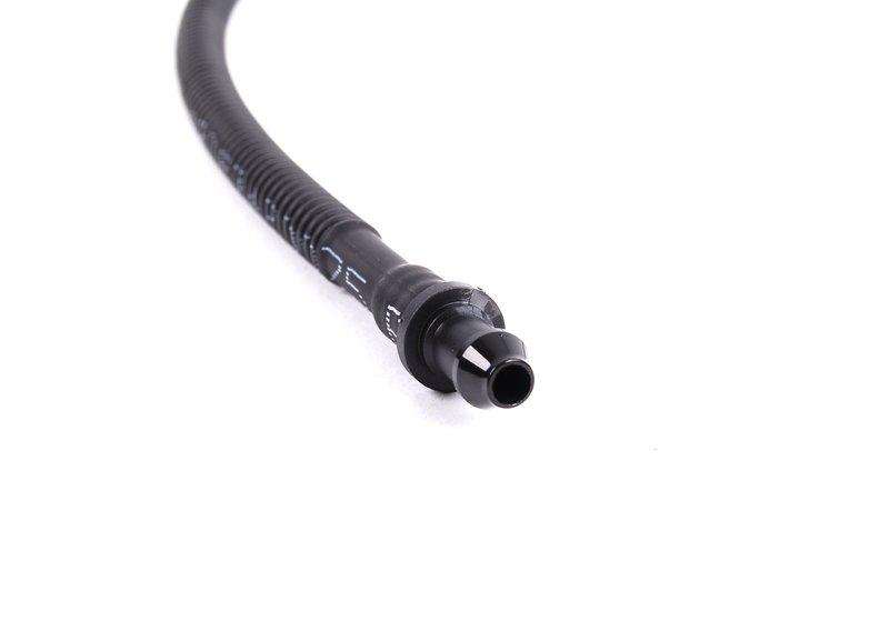 шланг капота е71 горб