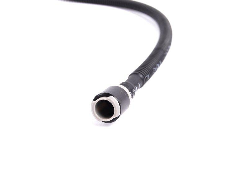 шланг капота е71 горб