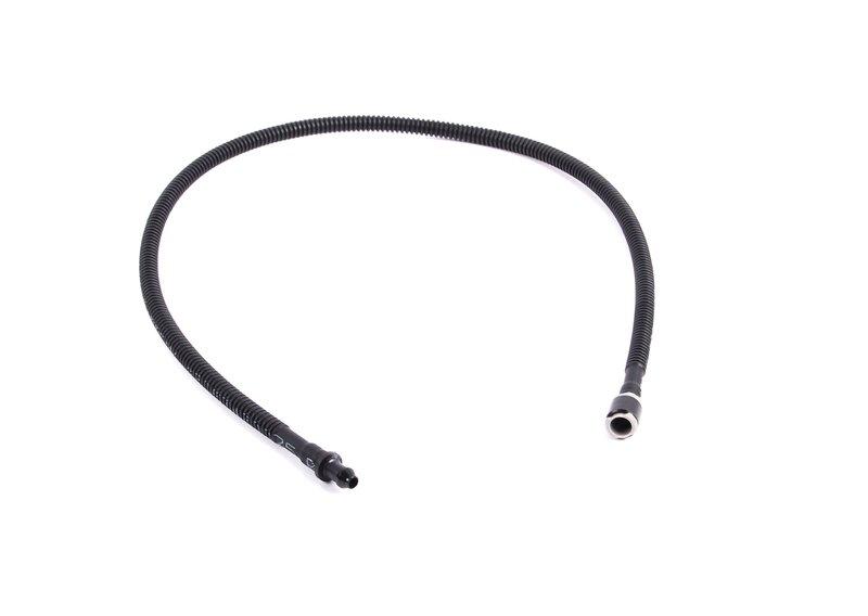 шланг капота е71 горб