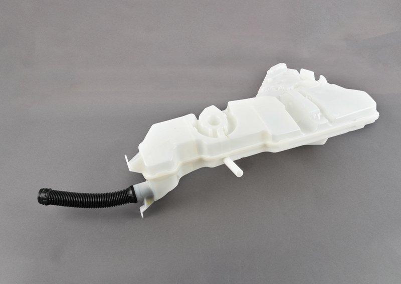 Бачок стеклоомывателя