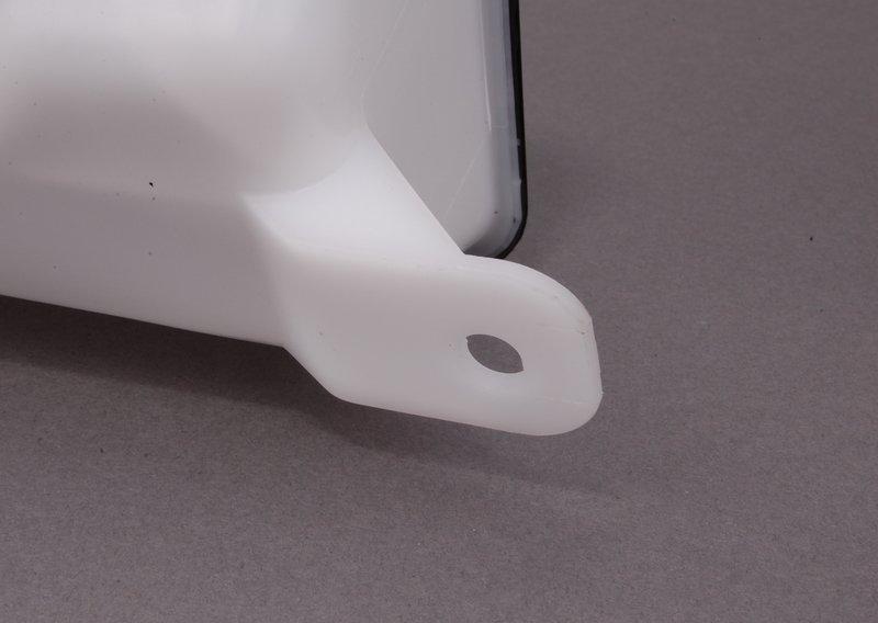 Бачок стеклоомывателя