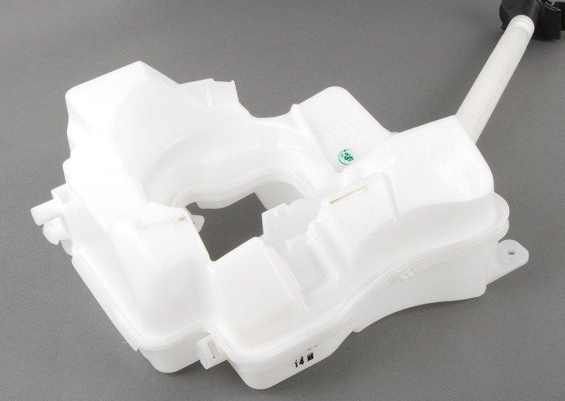 Бачок стеклоомывателя