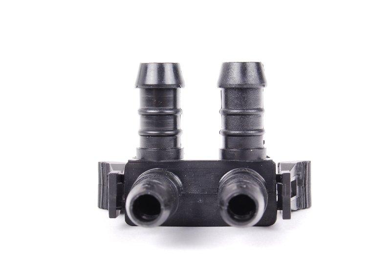 Соединительная деталь