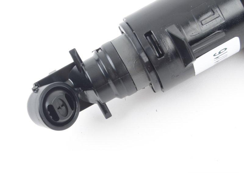 F15 форсунка омывателя левая