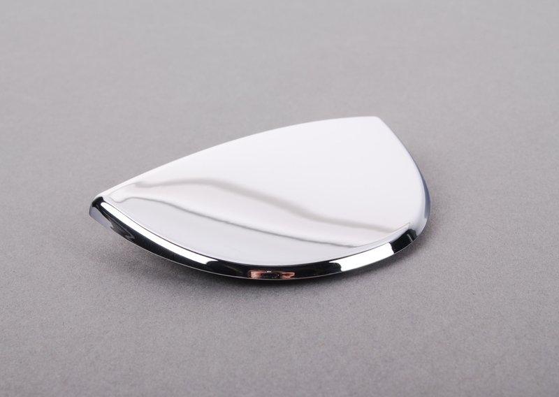 Щиток хромированный Л