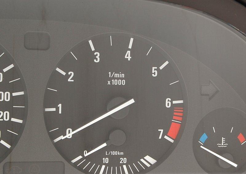 Комбинация приборов незакодированная