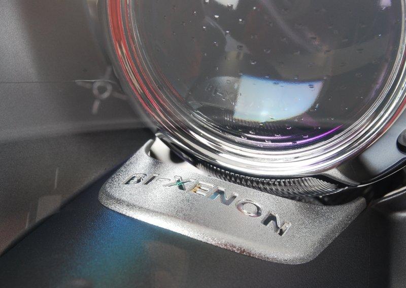 Фара ксеноновая 25 Вт titan-grau Л