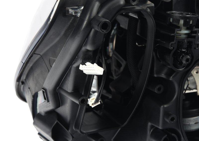 Ксеноновая фара AHL Л