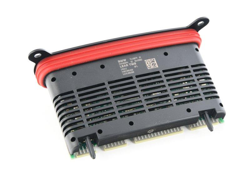 Модуль привода ксеноновой фары F80 M3  F80 M3 LCI F82 M3 LCI