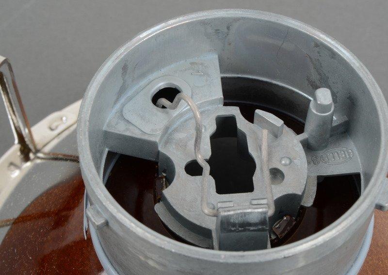 E34/E32 стекло фары дальнего света правое