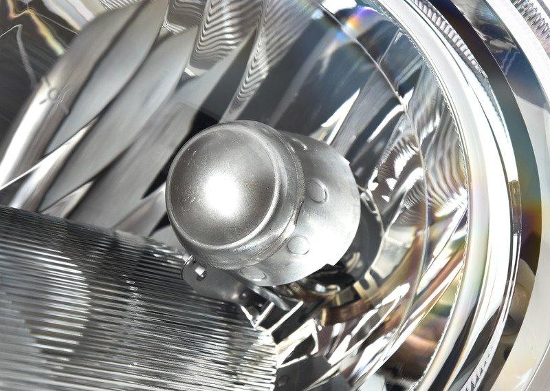 Фара Л, указатель поворота желтый