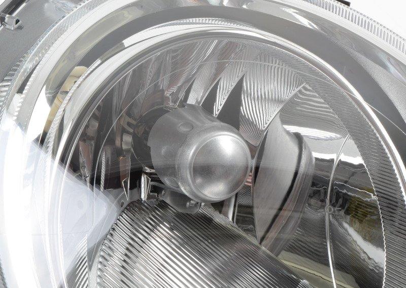 Фара П, указатель поворота желтый