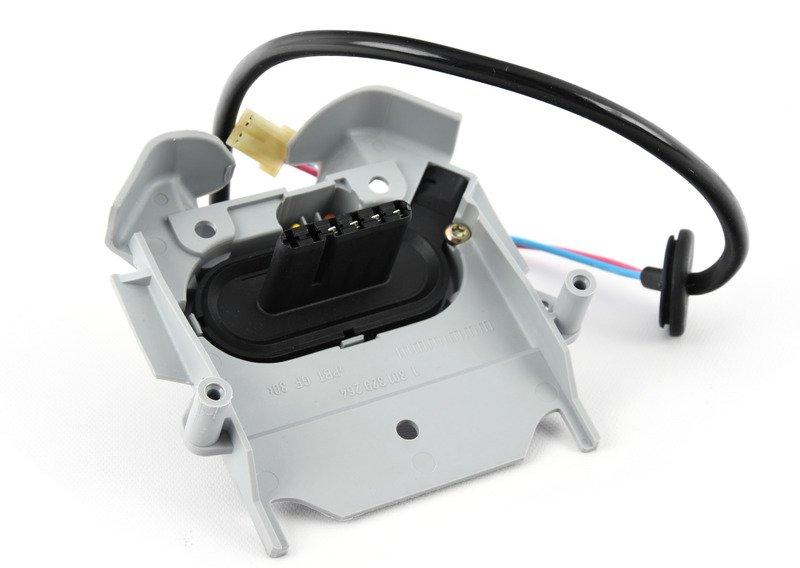 Держатель ЭБУ ксеноновой фары