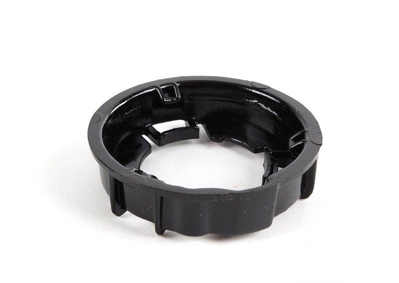 Фиксир.кольцо лампы ксеноновой фары