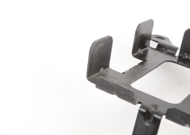 Кронштейн ЭБУ ксеноновой фары Л