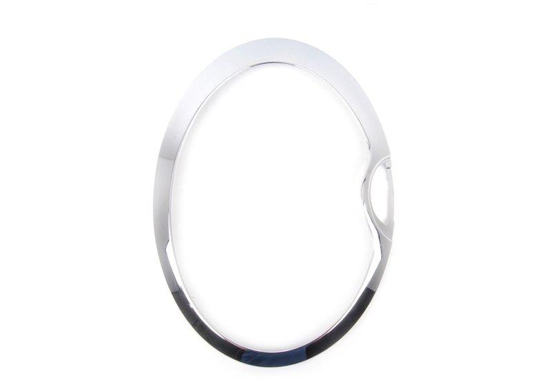 Хромированное кольцо правой фары