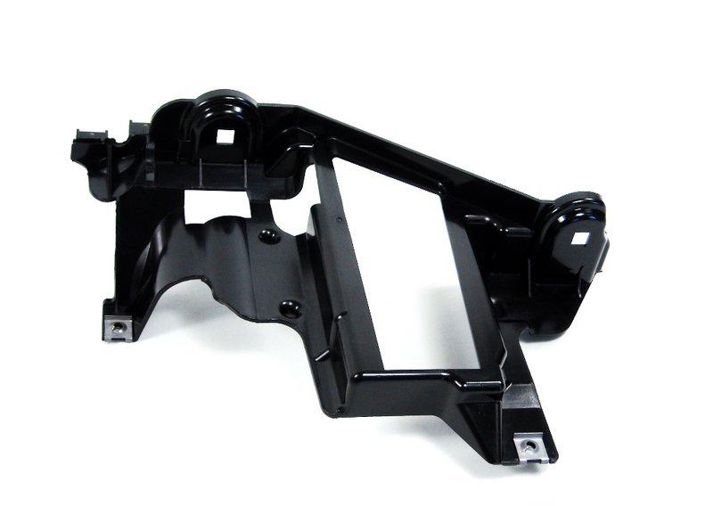 Кронштейн фары Л