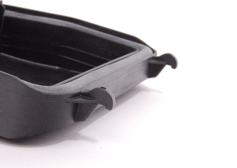 Защитный колпак фары ближнего света