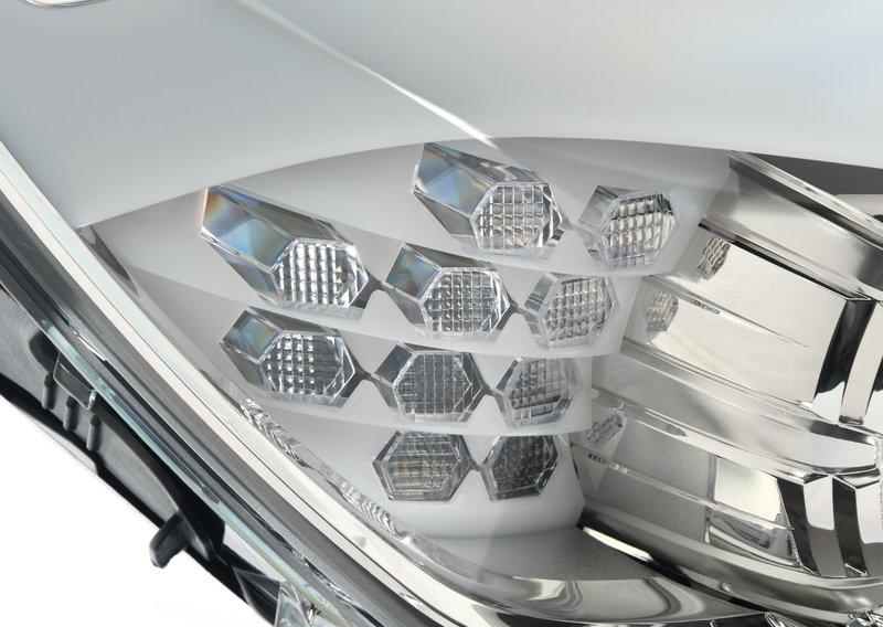 Ксеноновая фара AHL П