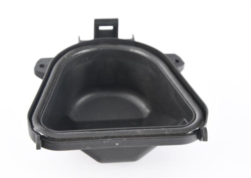 Щиток фары ближнего света