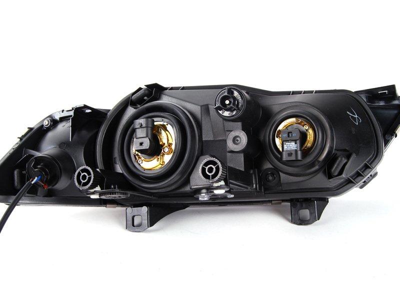 Фара П, указатель поворота белый