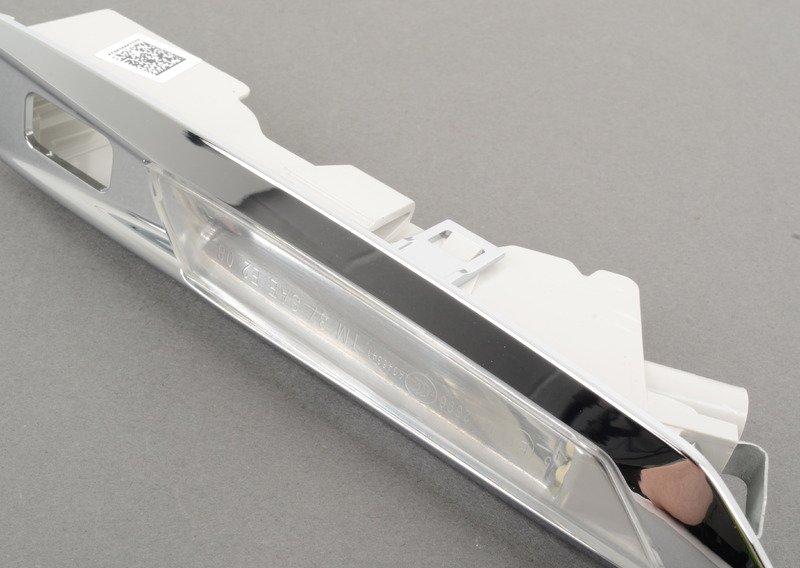 Дополнительный указатель поворота Л