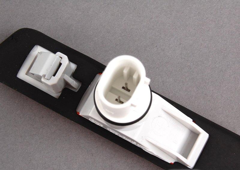 Дополнительный указатель поворота Л