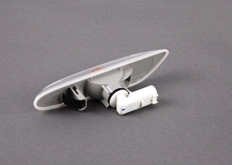 Дополнительный указатель поворота