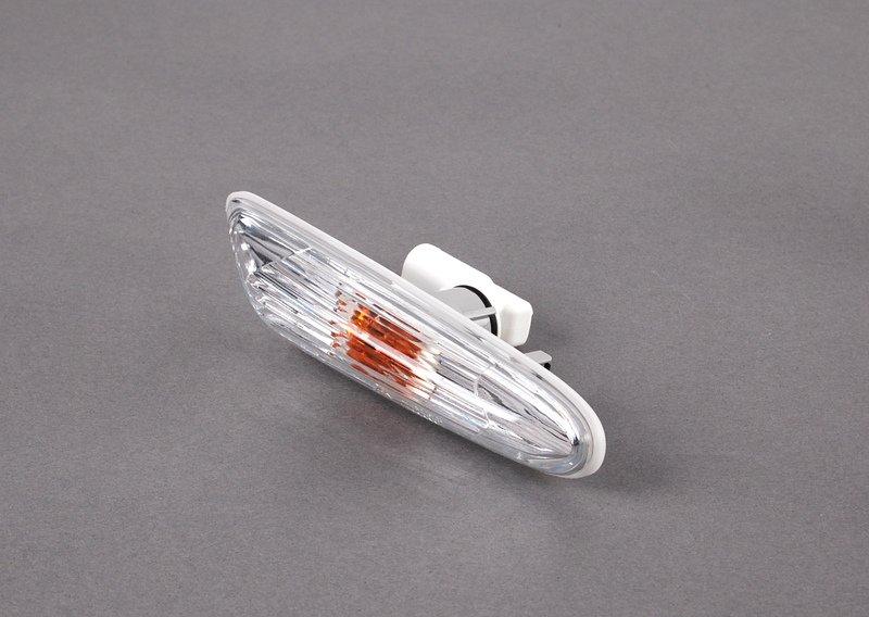 Дополнительный указатель поворота