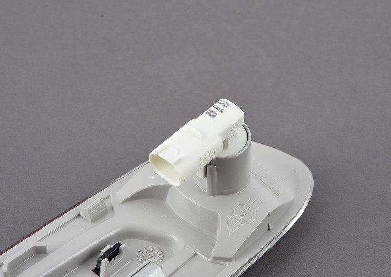 Дополнительный указатель поворота Л