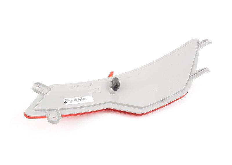 E71 отражатель правый