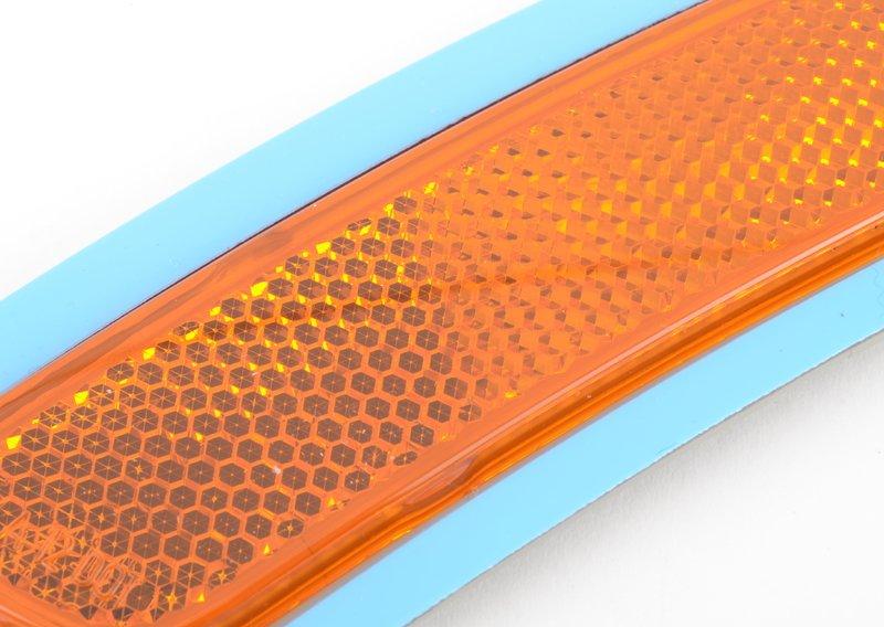 Отражатель боков. габаритного фонаря Л