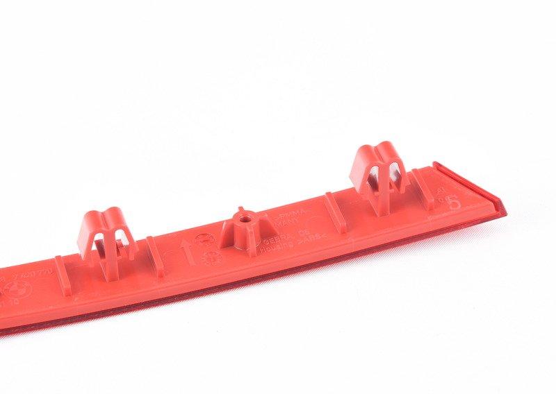 F39 Отражатель заднего бампера правый